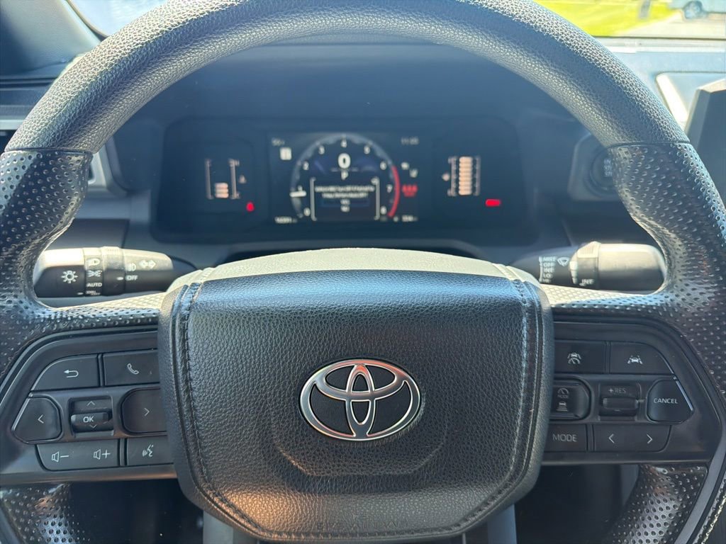 Certified 2024 Toyota Tacoma SR5 AWD/4WD image 14