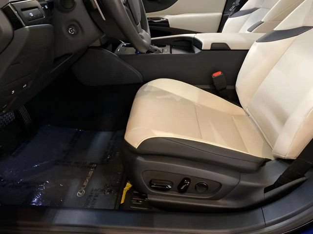 Used 2025 Lexus ES 350 w/ Premium Package FWD image 64
