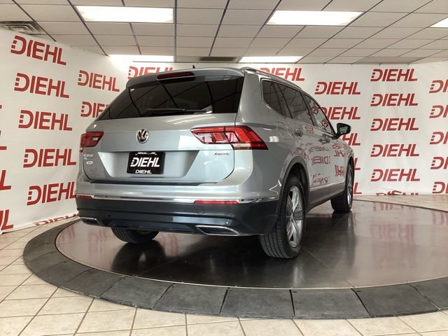 Used 2020 Volkswagen Tiguan SEL AWD/4WD image 7