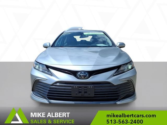 Used 2023 Toyota Camry LE FWD image 2