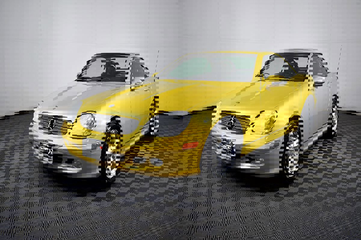 Used 2001 Mercedes-Benz SLK 320 image 2