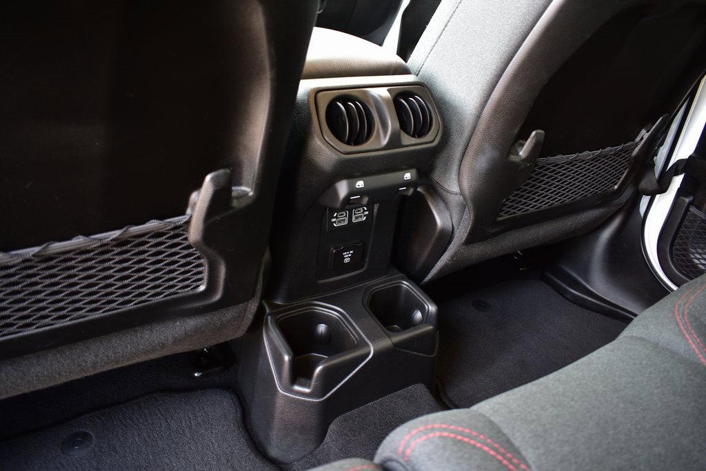 Used 2025 Jeep Wrangler Unlimited Rubicon image 27