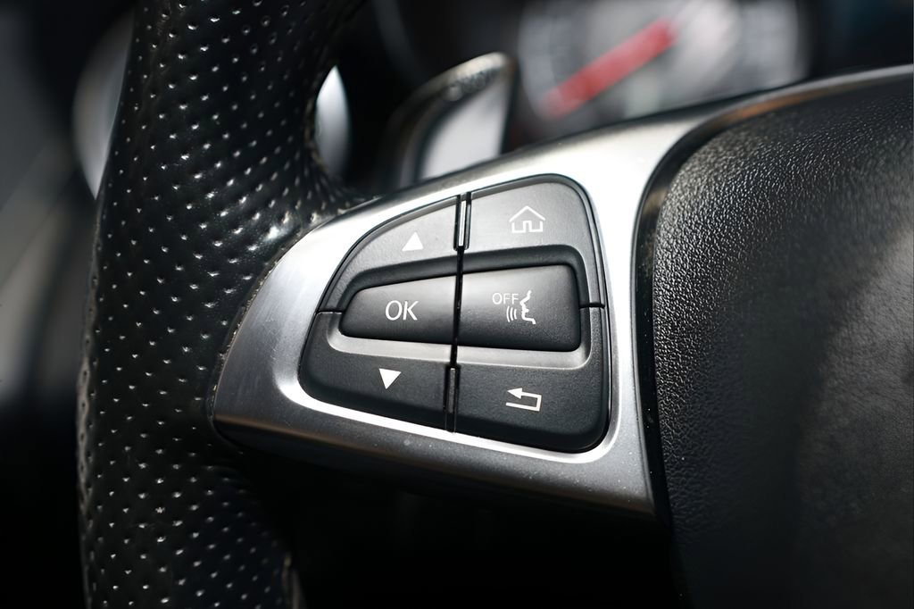 Used 2019 Mercedes-Benz GLC 63 AMG 4MATIC image 47