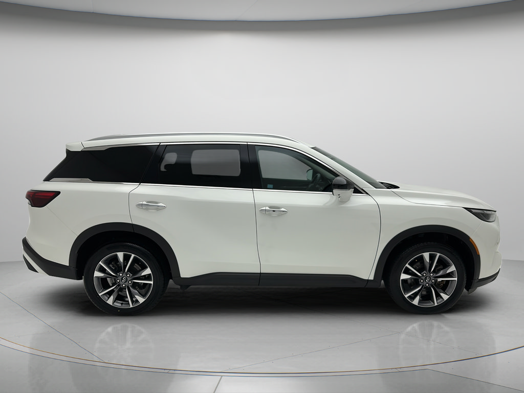 Used 2024 INFINITI QX60 Luxe AWD/4WD image 4