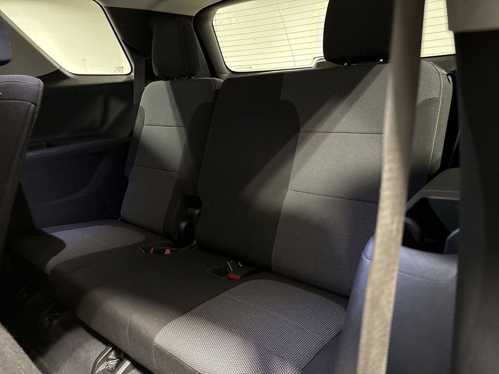 Used 2021 Chevrolet Traverse LS w/ LPO, Floor Liner Package AWD/4WD image 23