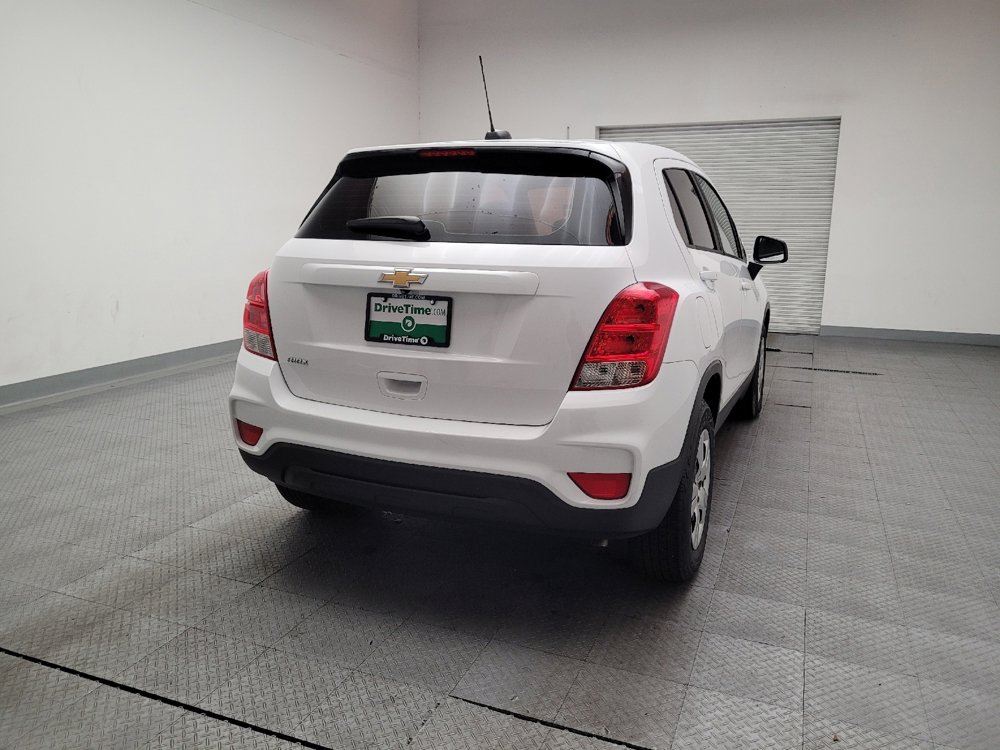 Used 2018 Chevrolet Trax LS FWD image 7