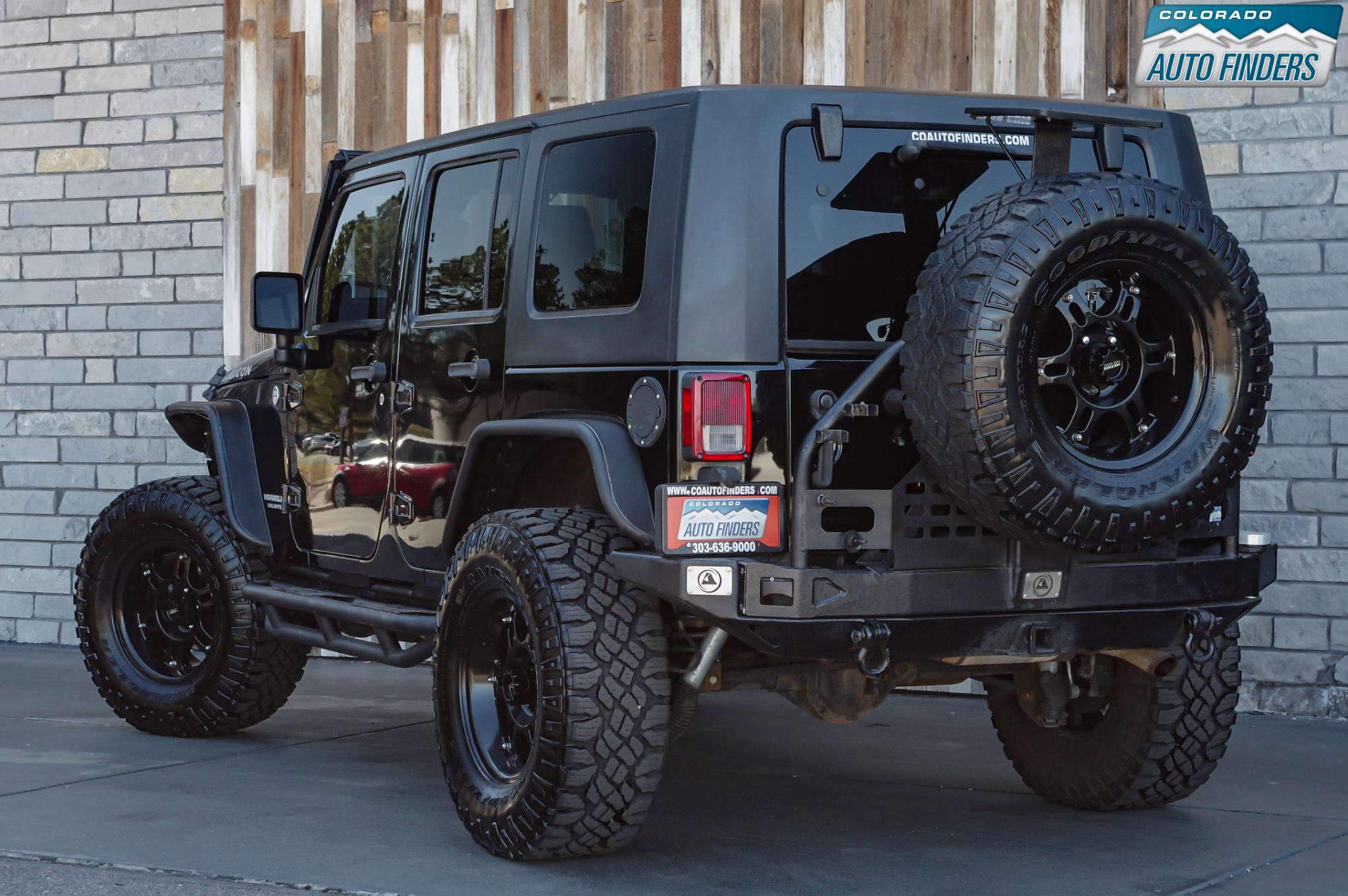 Used 2010 Jeep Wrangler Unlimited Rubicon w/ Dual Top Group image 4