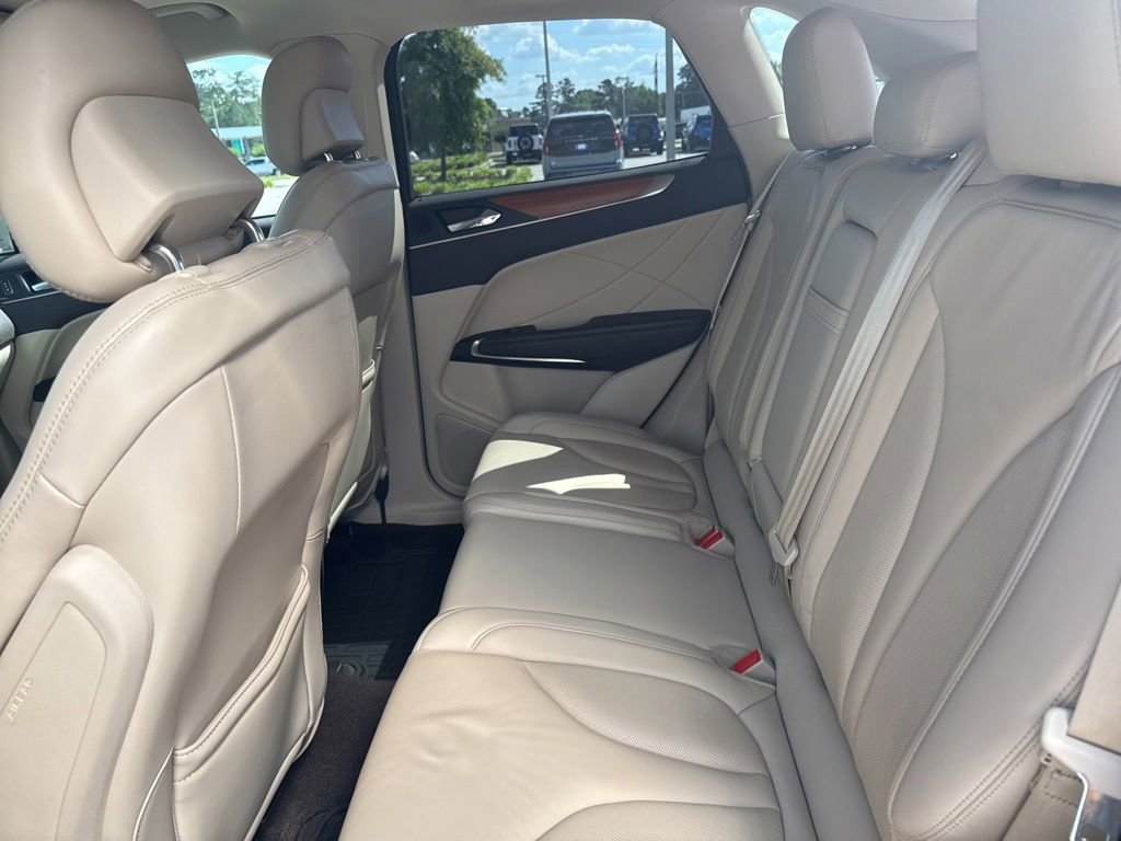 Used 2017 Lincoln MKC Select w/ Select Plus Package FWD image 26