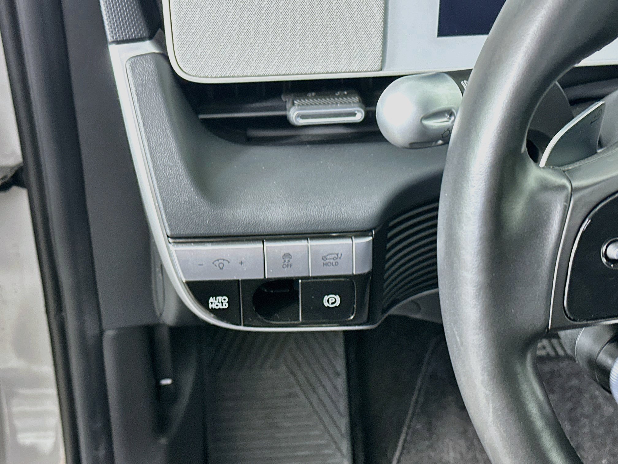 Used 2024 Hyundai Ioniq 5 SEL RWD image 17