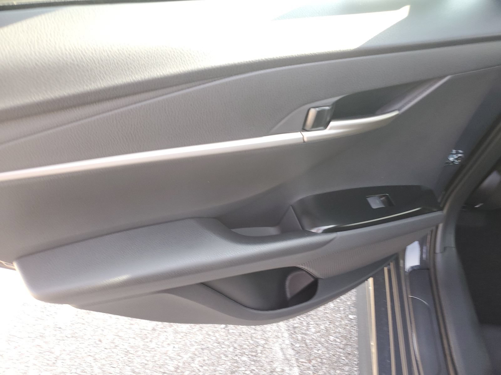 New 2026 Toyota Camry SE w/ Convenience Package FWD image 16