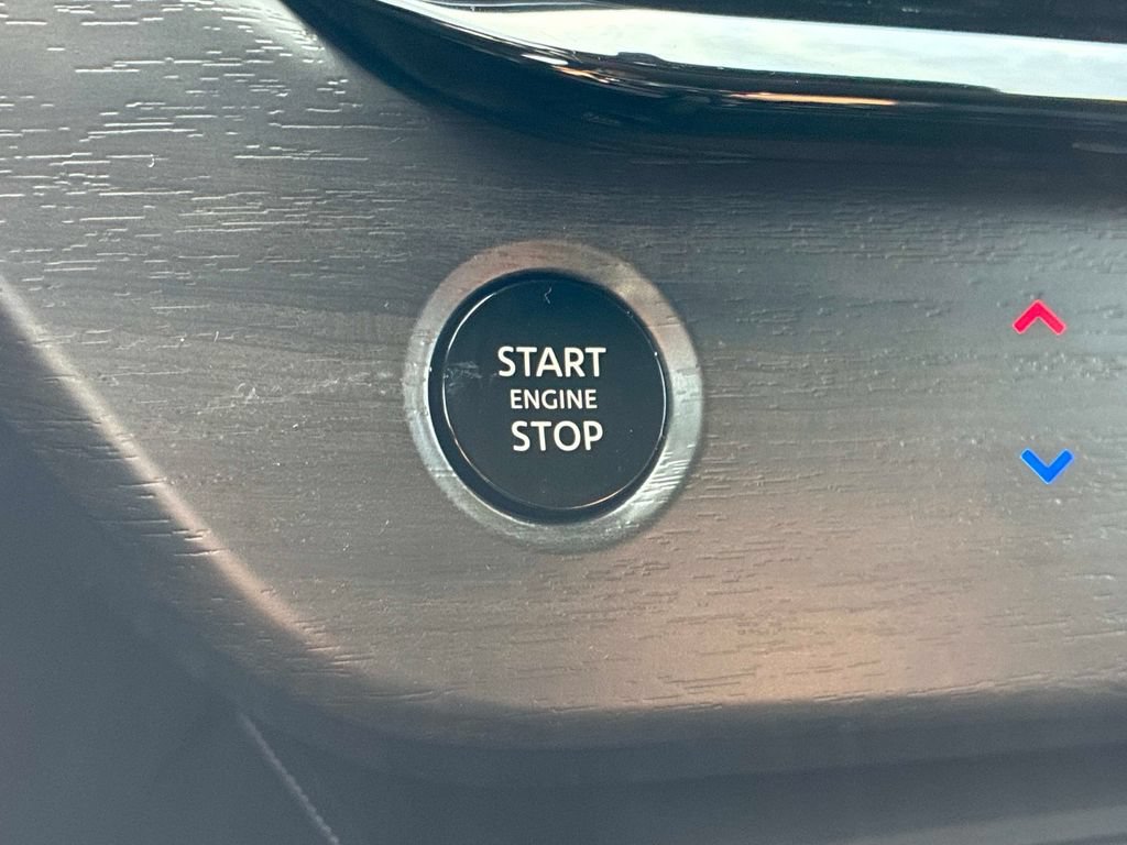 Certified 2025 Nissan Murano SV AWD/4WD image 28