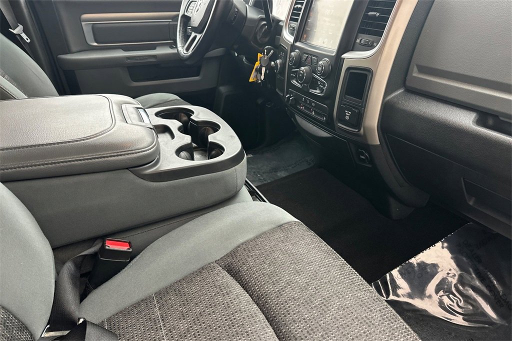 Used 2013 RAM 3500 Big Horn image 15