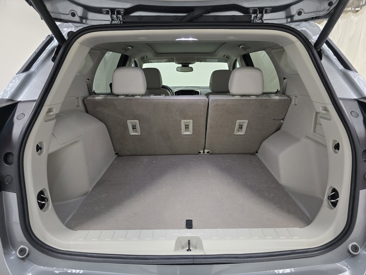 Used 2024 GMC Terrain Denali w/ Denali Premium Package image 21