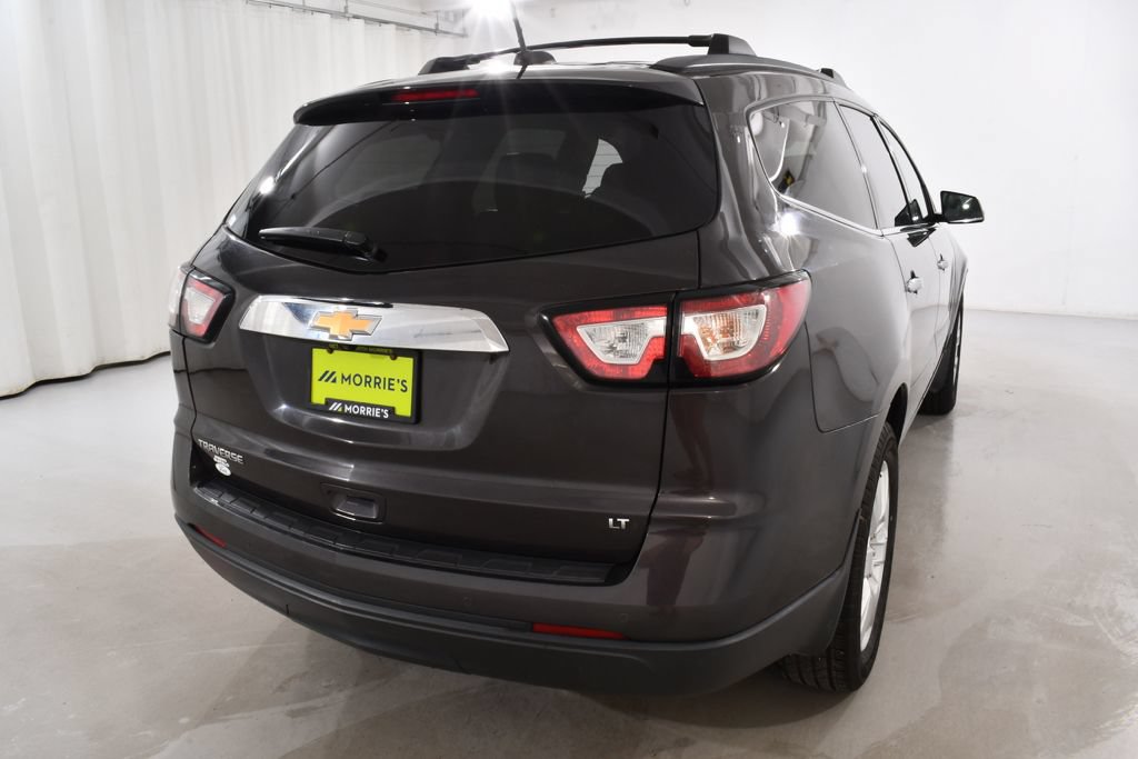 Used 2017 Chevrolet Traverse LT w/ Style and Technology Package FWD image 12