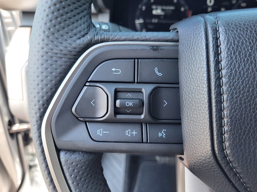 Used 2024 Toyota Tacoma TRD Off-Road image 29