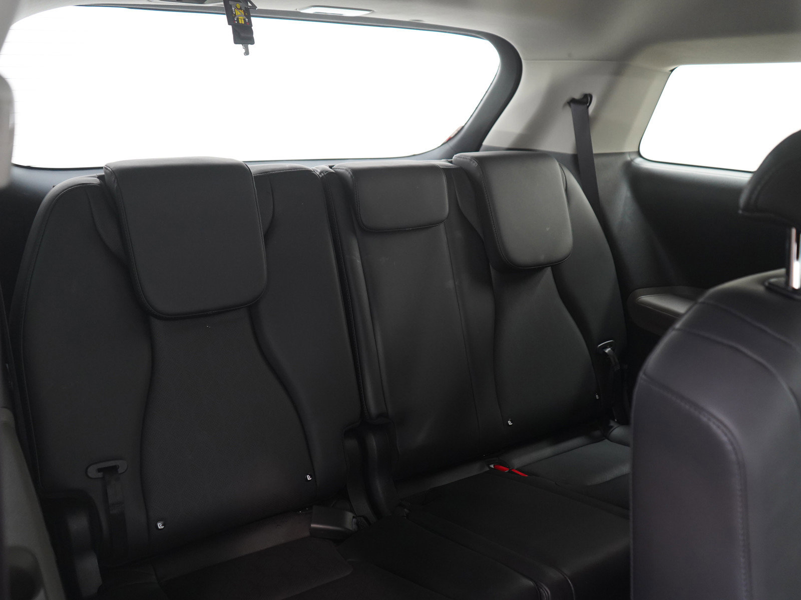 Used 2026 Kia Carnival LXS FWD image 13