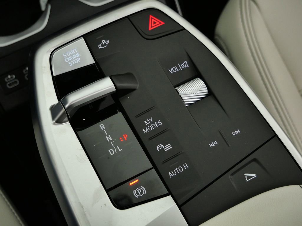 Used 2022 Alfa Romeo Giulia Veloce RWD image 48
