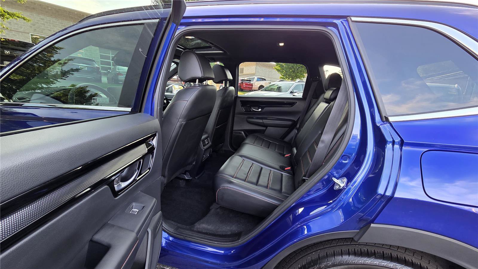 Used 2024 Honda CR-V Sport Touring image 27