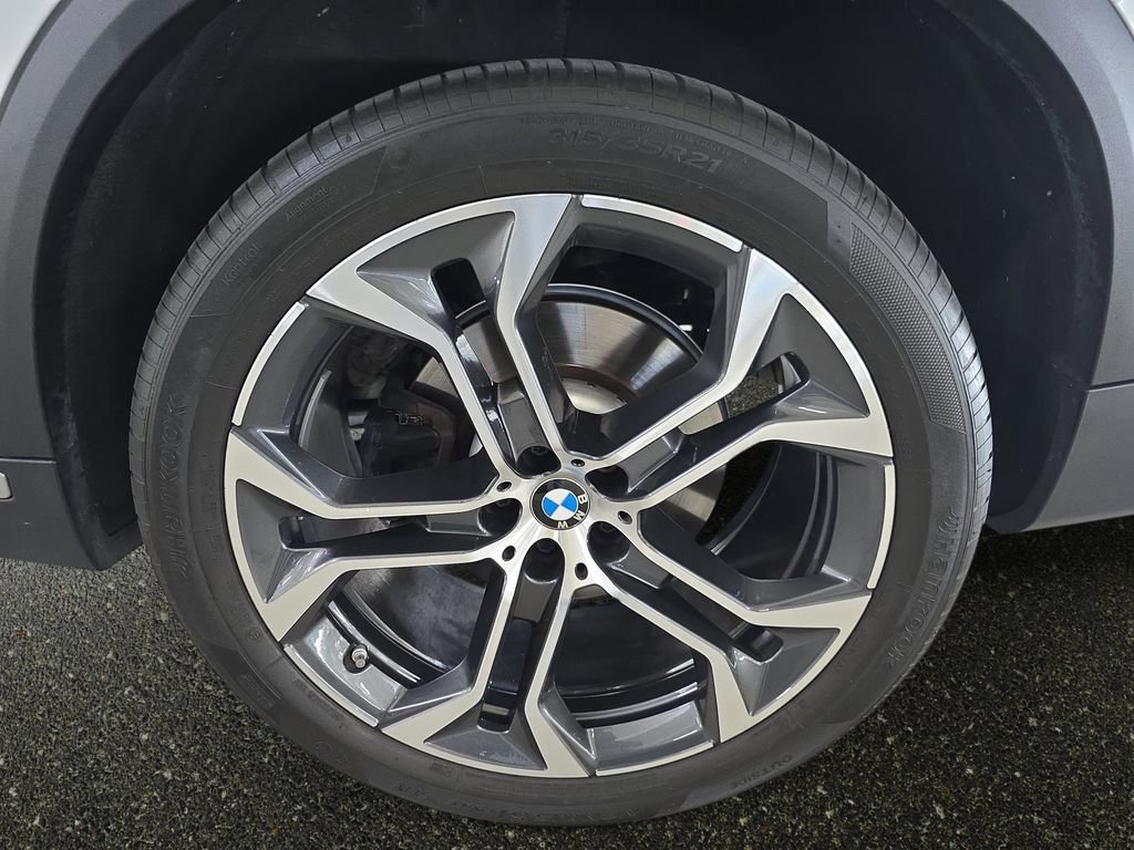 Used 2024 BMW X5 sDrive40i w/ Premium Package image 32