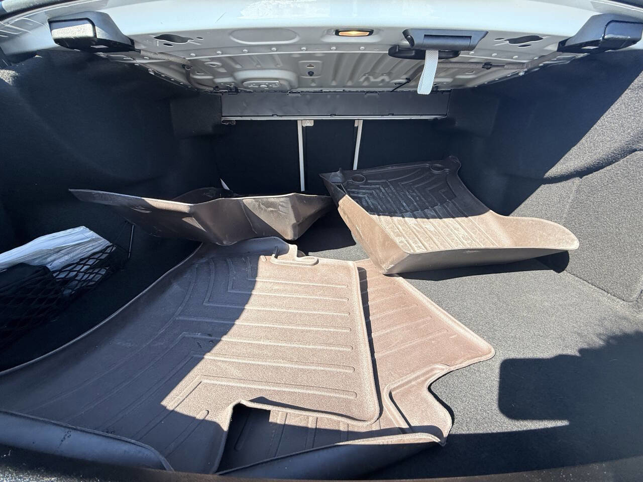 Used 2020 Mercedes-Benz E 350 4MATIC Sedan image 13