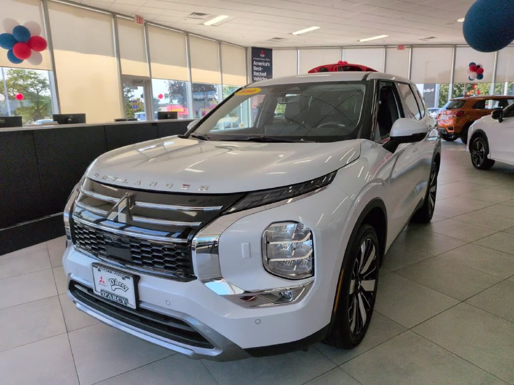 New 2026 Mitsubishi Outlander SE AWD/4WD image 12