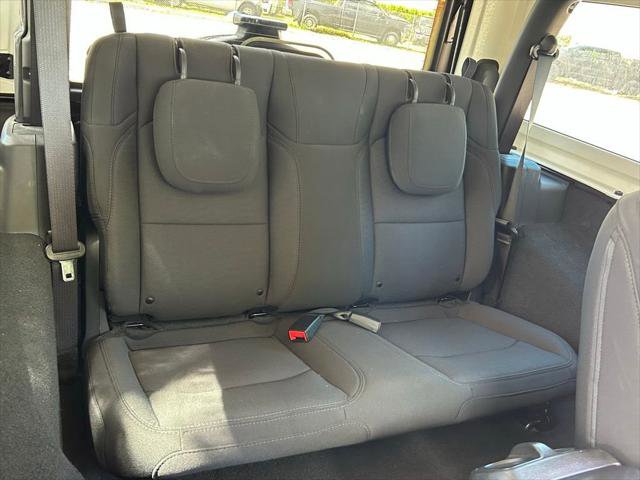 Certified 2020 Jeep Wrangler Sport image 32