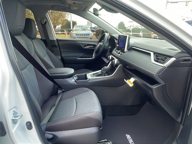 New 2025 Toyota RAV4 XLE image 14