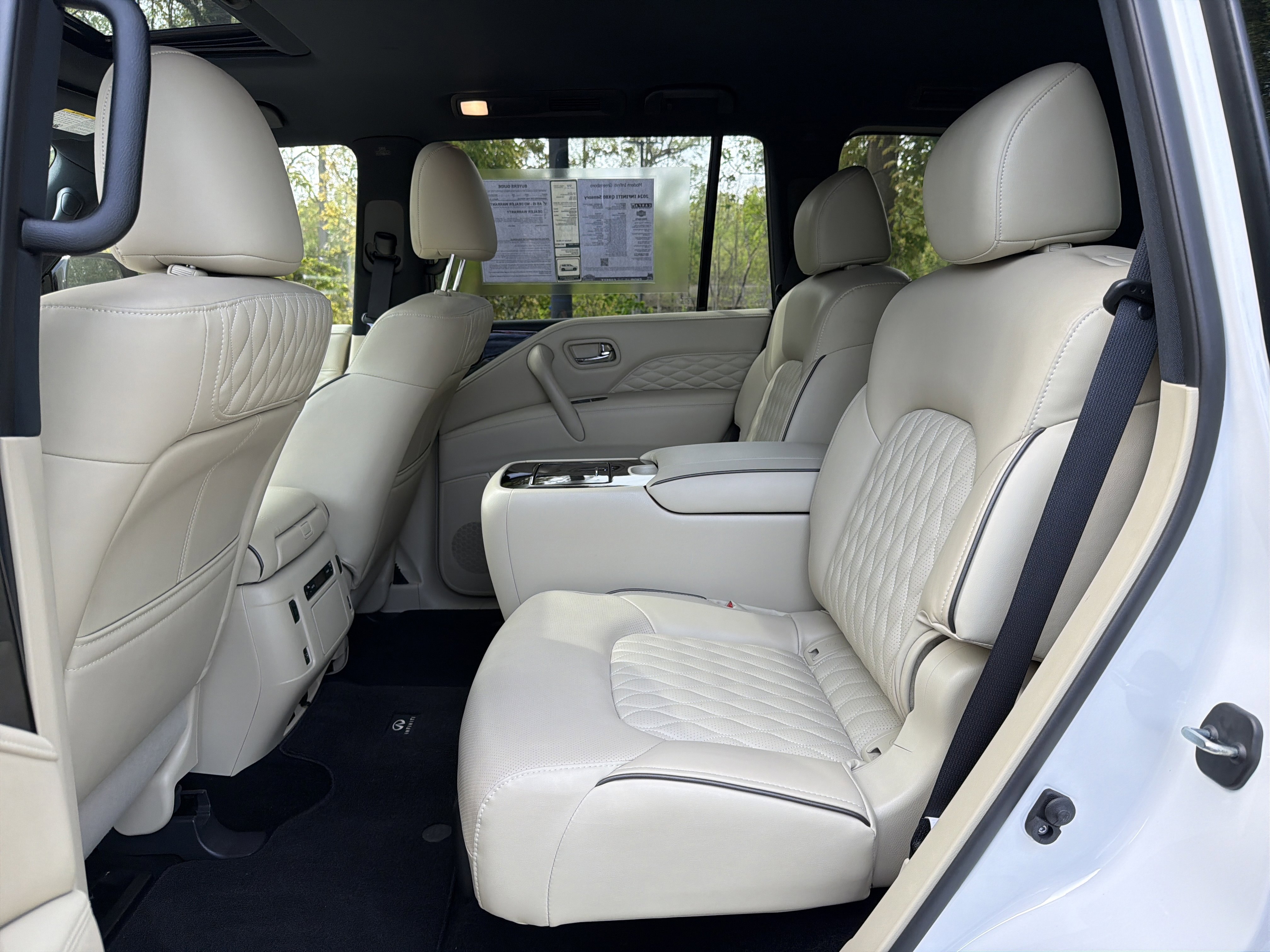 Certified 2024 INFINITI QX80 Sensory image 12