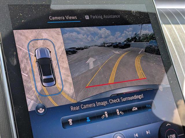 New 2025 Mercedes-Benz C 300 Sedan image 13