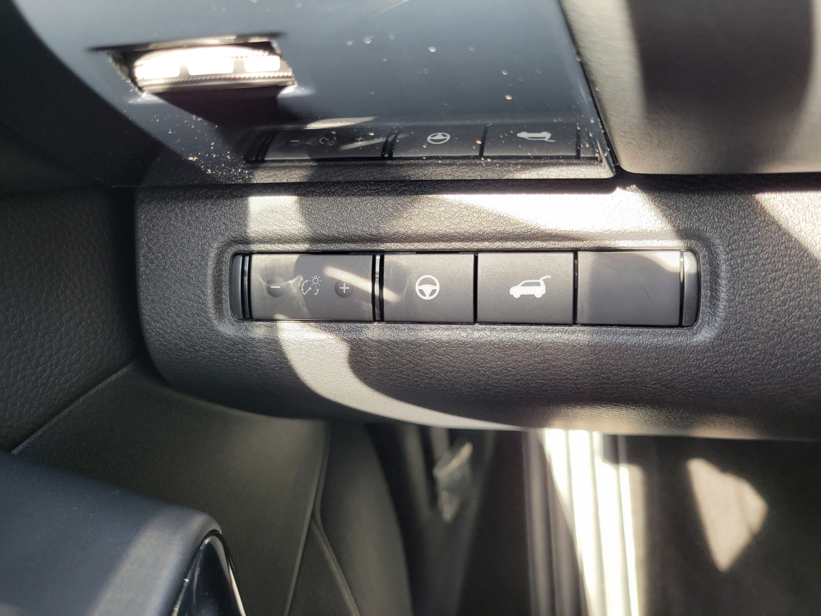 New 2026 Nissan Pathfinder SV w/ Cargo Package FWD image 20