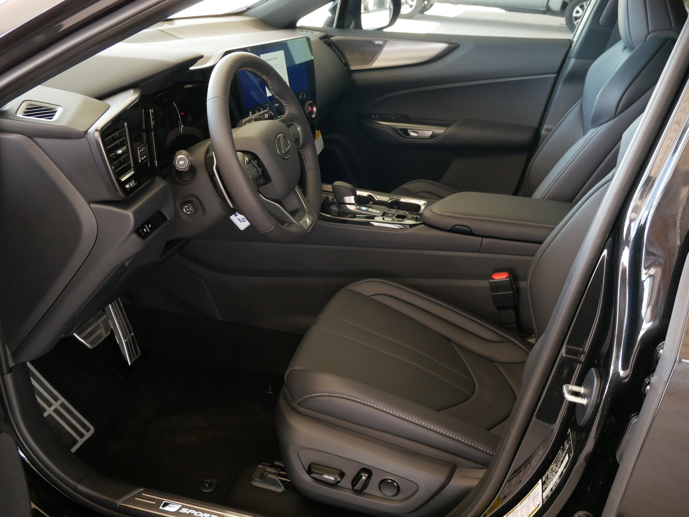 New 2026 Lexus NX 350 F Sport image 4