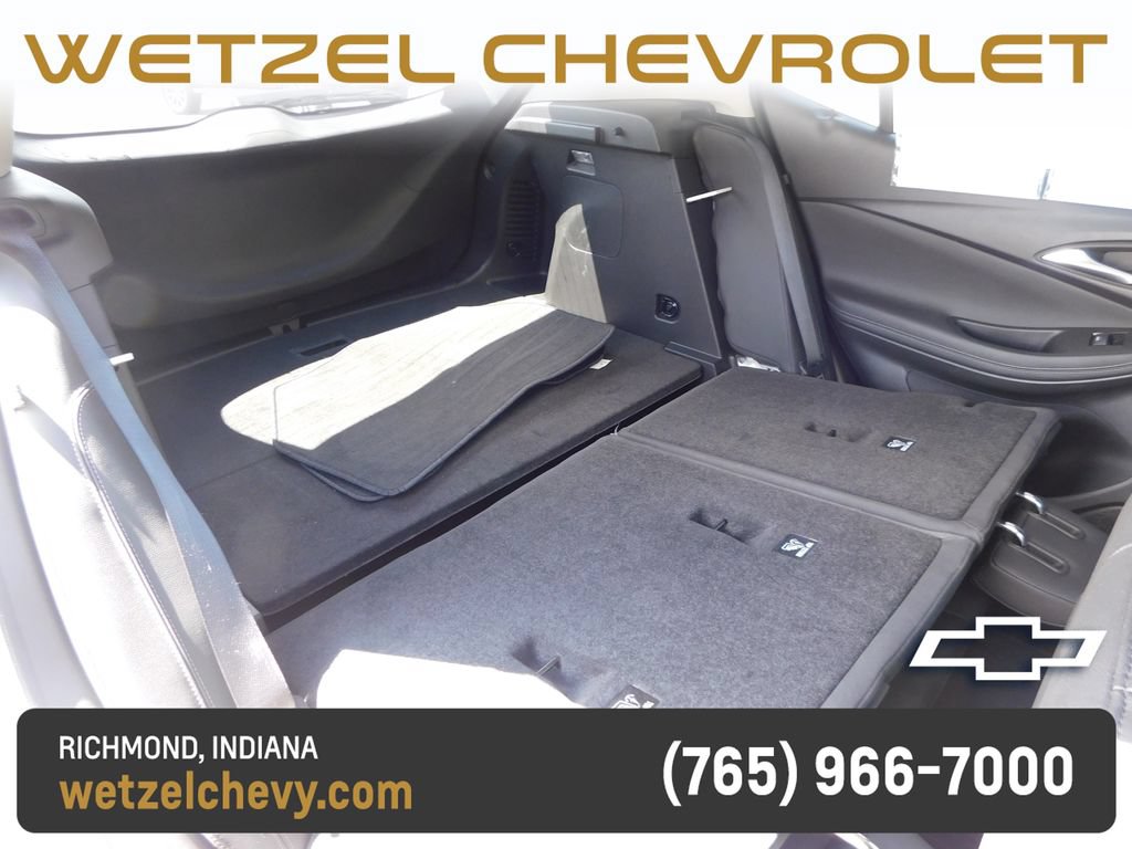 Used 2023 Buick Encore GX Select FWD image 25
