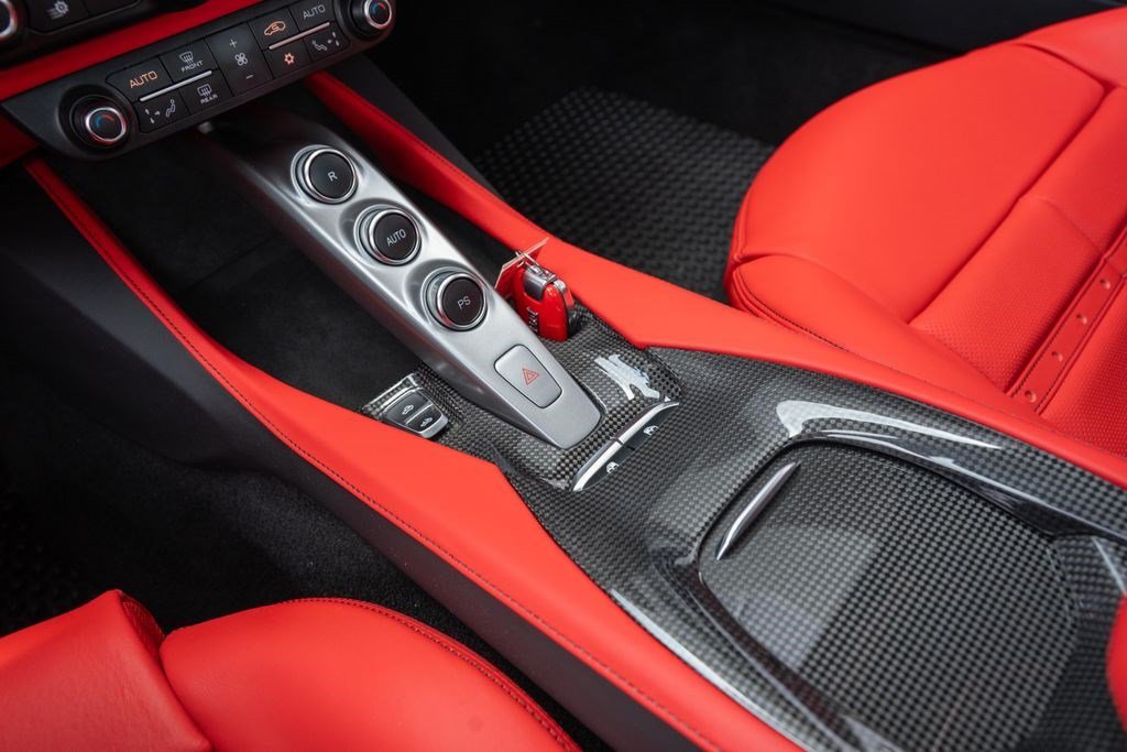 Used 2022 Ferrari Portofino M RWD image 52