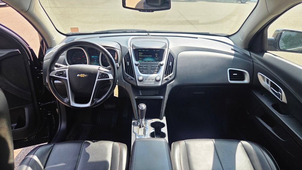 Used 2017 Chevrolet Equinox LT w/ Midnight Edition AWD/4WD image 23