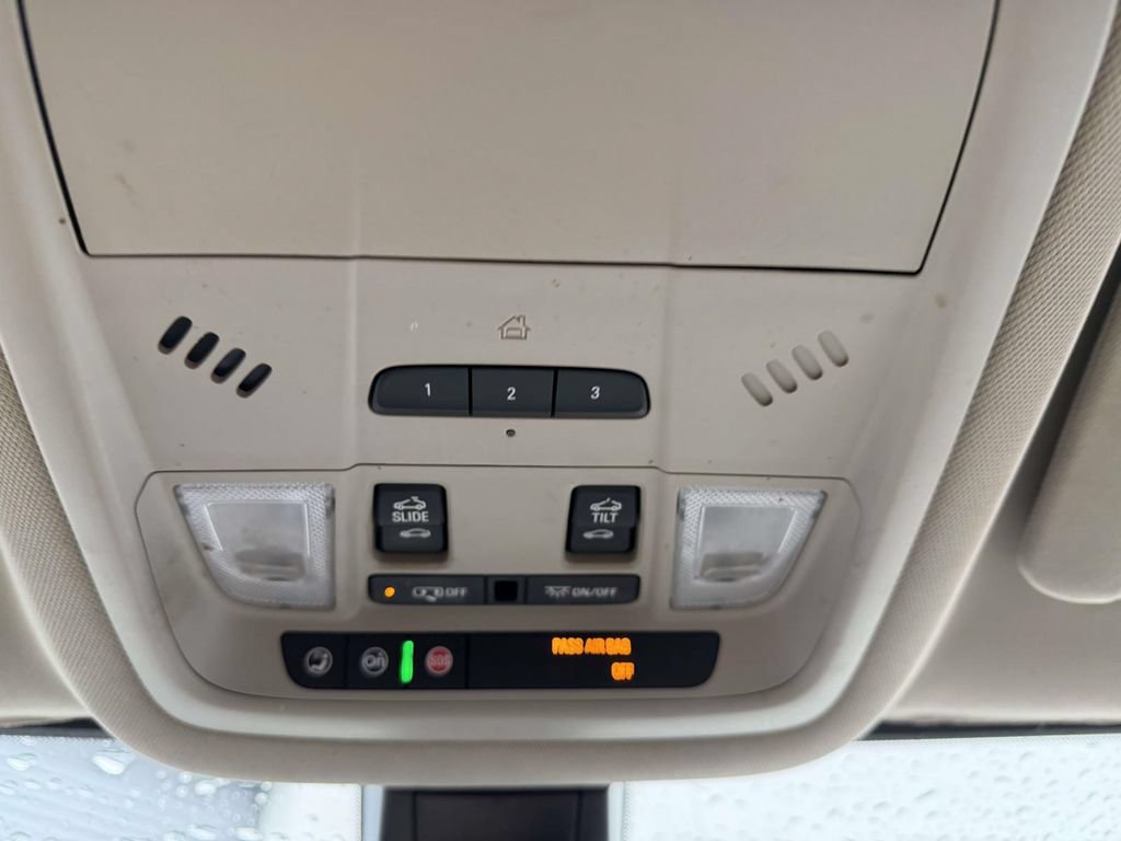 Used 2019 GMC Acadia Denali w/ Technology Package AWD/4WD image 36