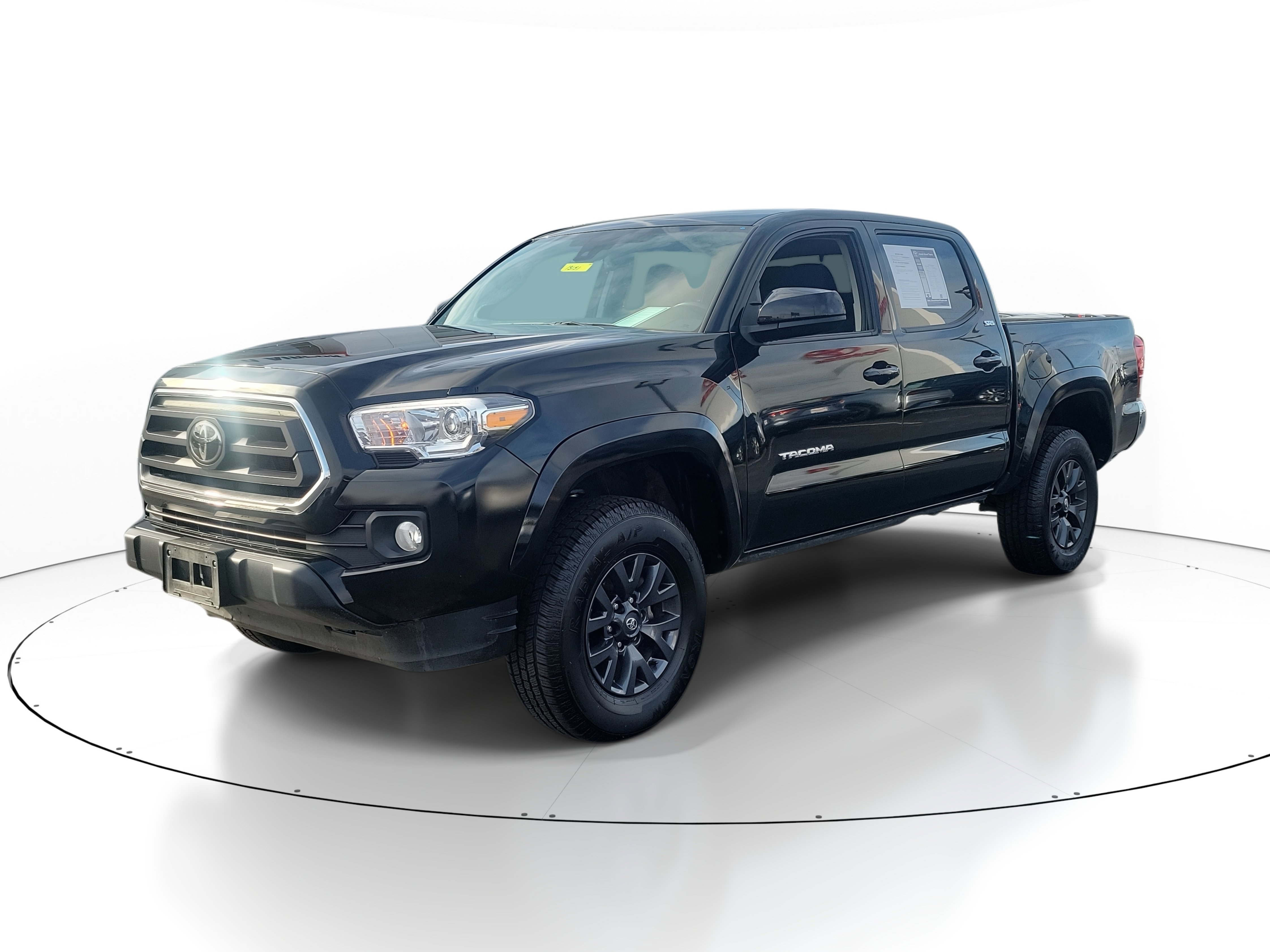 Used 2023 Toyota Tacoma SR image 2