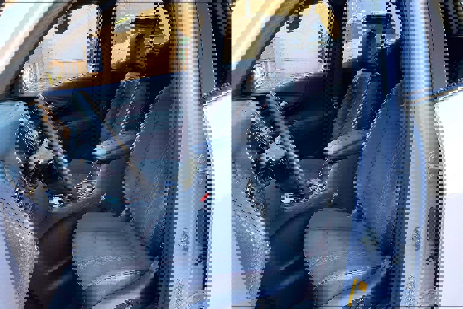 Used 2023 Chevrolet Equinox RS image 7