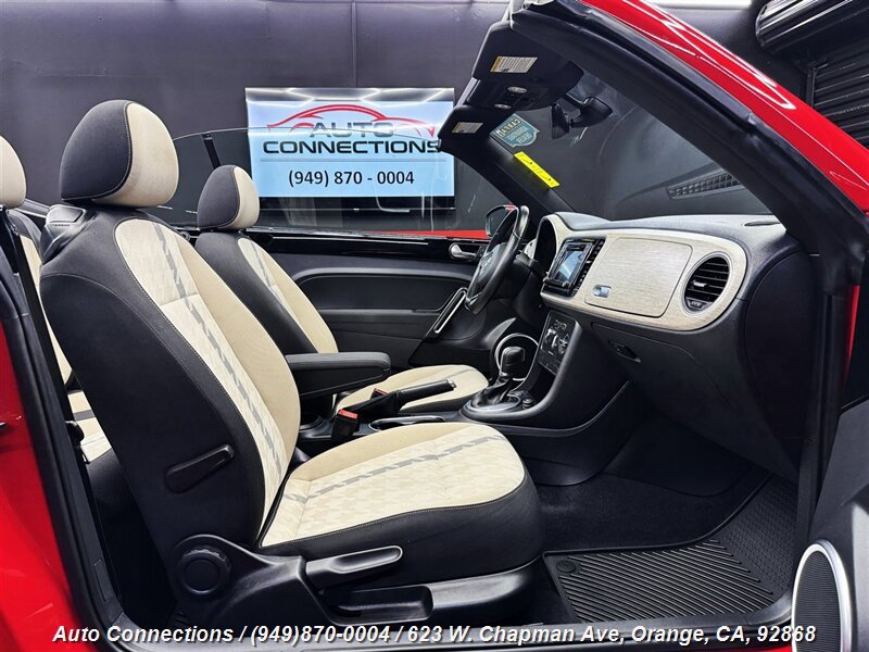 Used 2018 Volkswagen Beetle 2.0T Coast w/ Coast Lighting Package image 9
