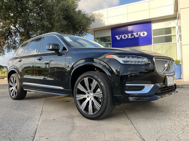 Certified 2024 Volvo XC90 B6 Plus AWD/4WD image 1