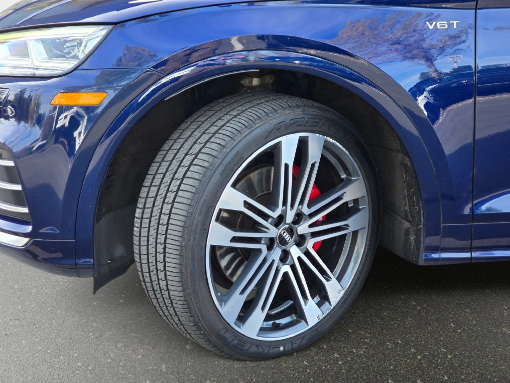 Used 2018 Audi SQ5 Premium Plus w/ S Sport Package AWD/4WD image 37