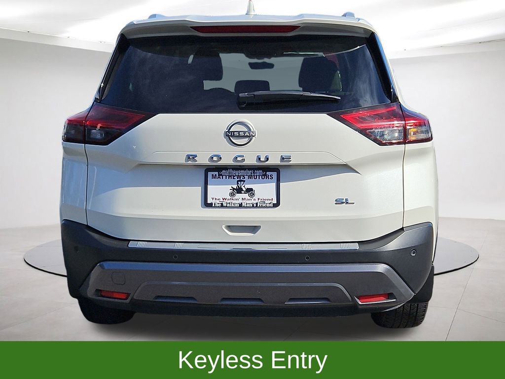Used 2023 Nissan Rogue SL w/ SL Premium Package image 6