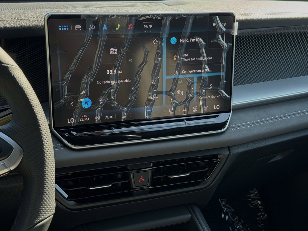 New 2025 Volkswagen Tiguan SE R-Line image 31