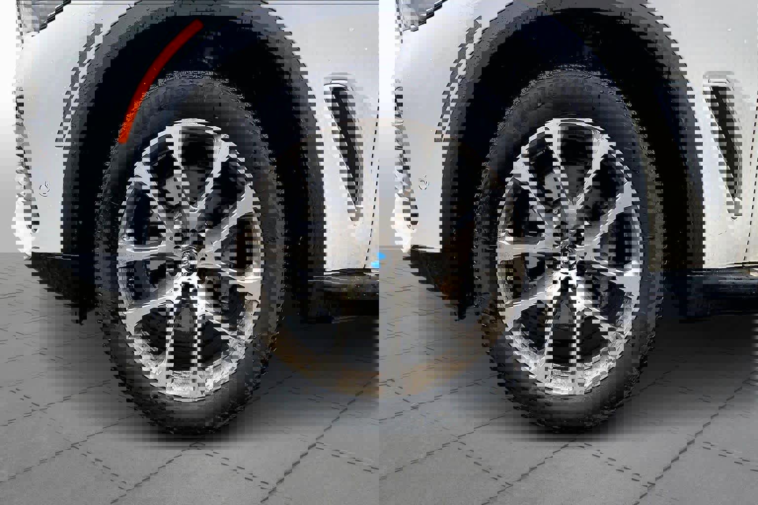 Used 2022 BMW X5 xDrive40i w/ Premium Package image 11