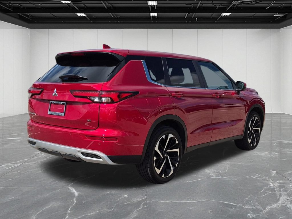 Used 2024 Mitsubishi Outlander SE FWD image 5