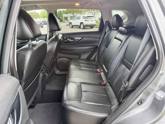 Used 2018 Nissan Rogue SL w/ Premium Package AWD/4WD image 22