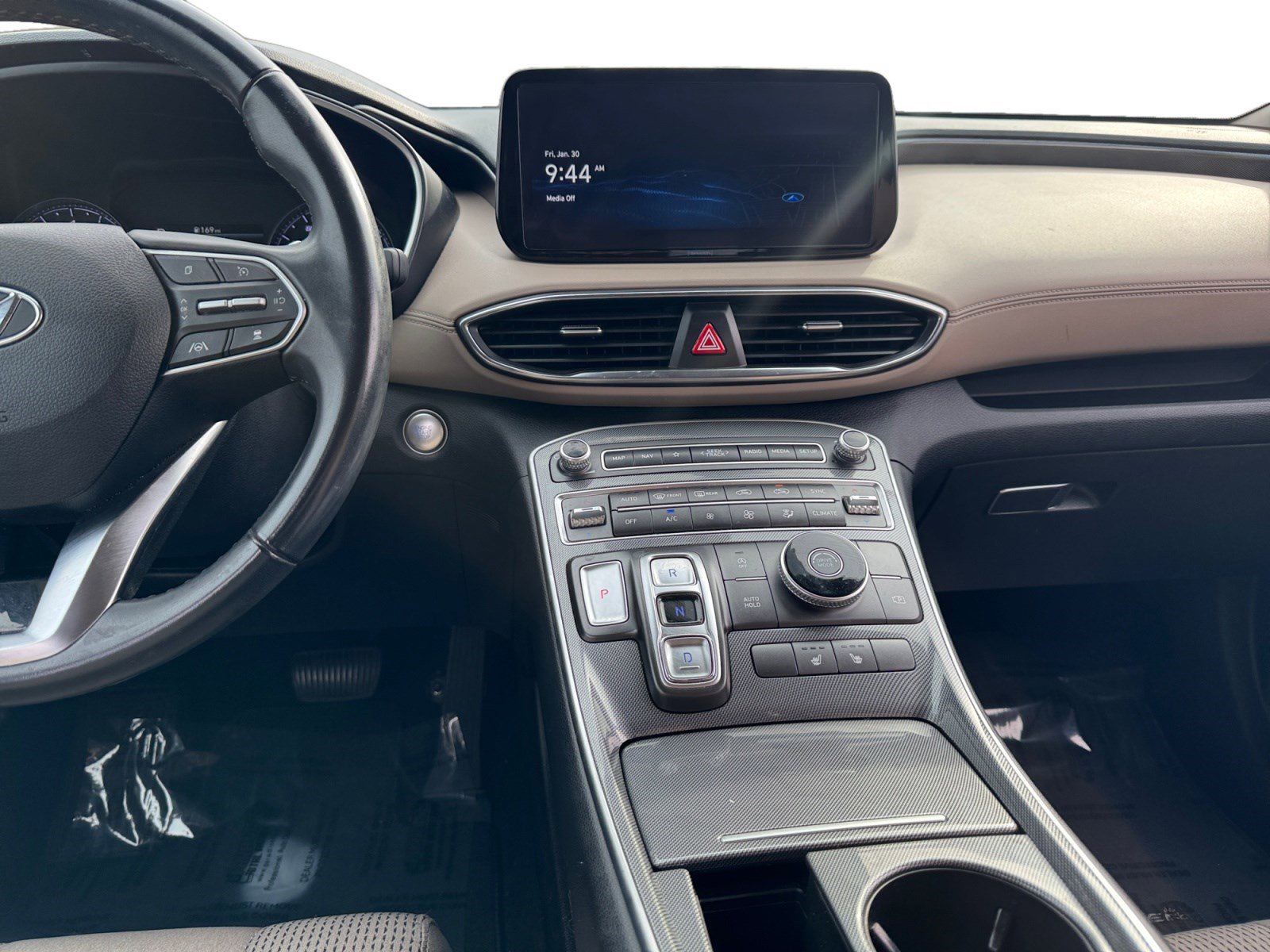 Certified 2023 Hyundai Santa Fe SEL image 11