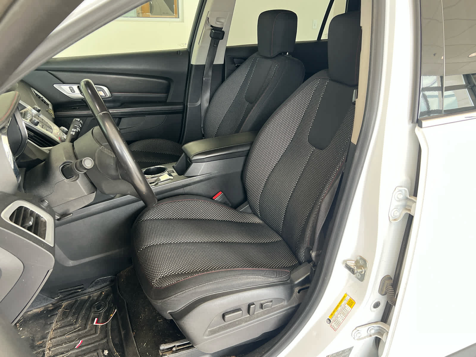 Used 2015 GMC Terrain SLE w/ Convenience Package AWD/4WD image 15