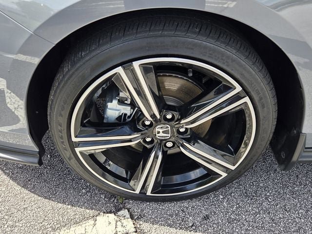 Used 2024 Honda Accord Sport image 10