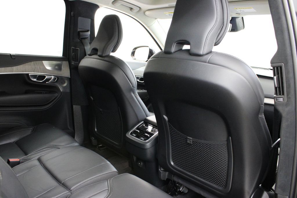 Used 2023 Volvo XC90 B6 Ultimate w/ Lounge Package AWD/4WD image 23