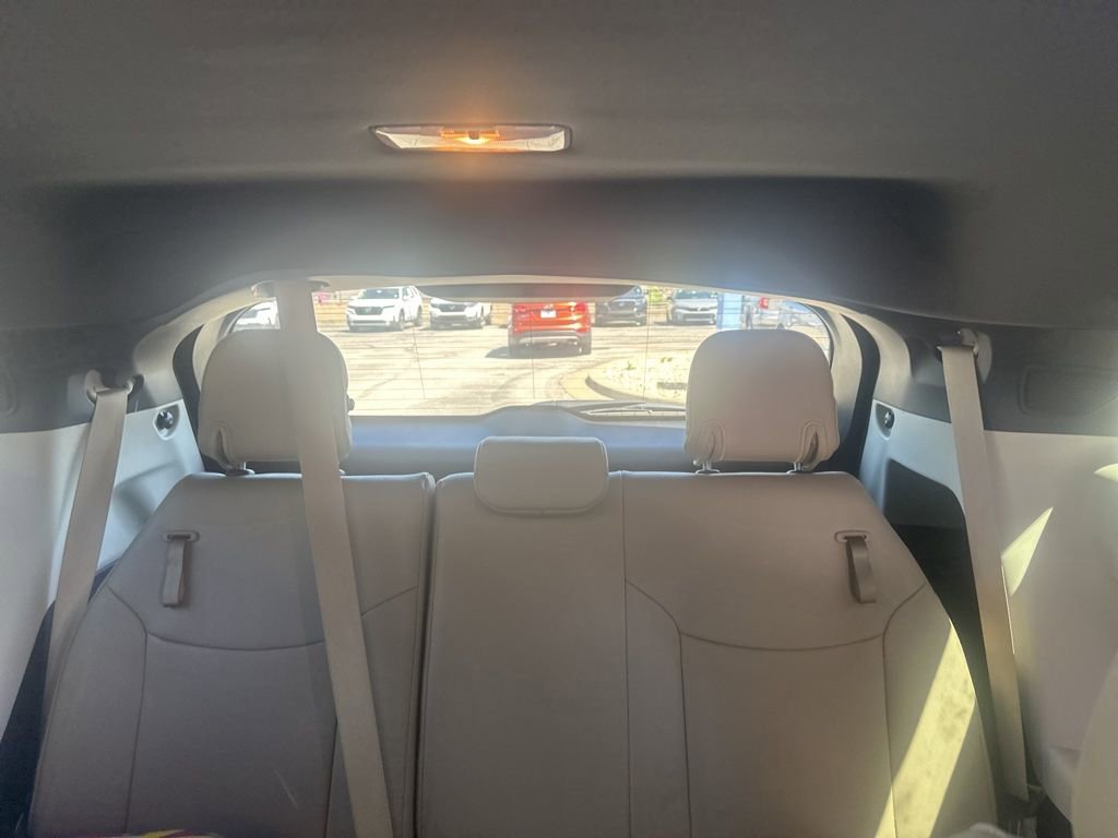 Used 2024 Toyota Sienna XLE w/ XLE Plus Package AWD/4WD image 9